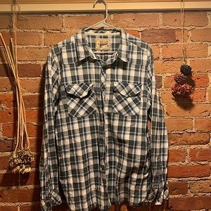 Nüco- Men’s Large Button-down Plaid Shirt